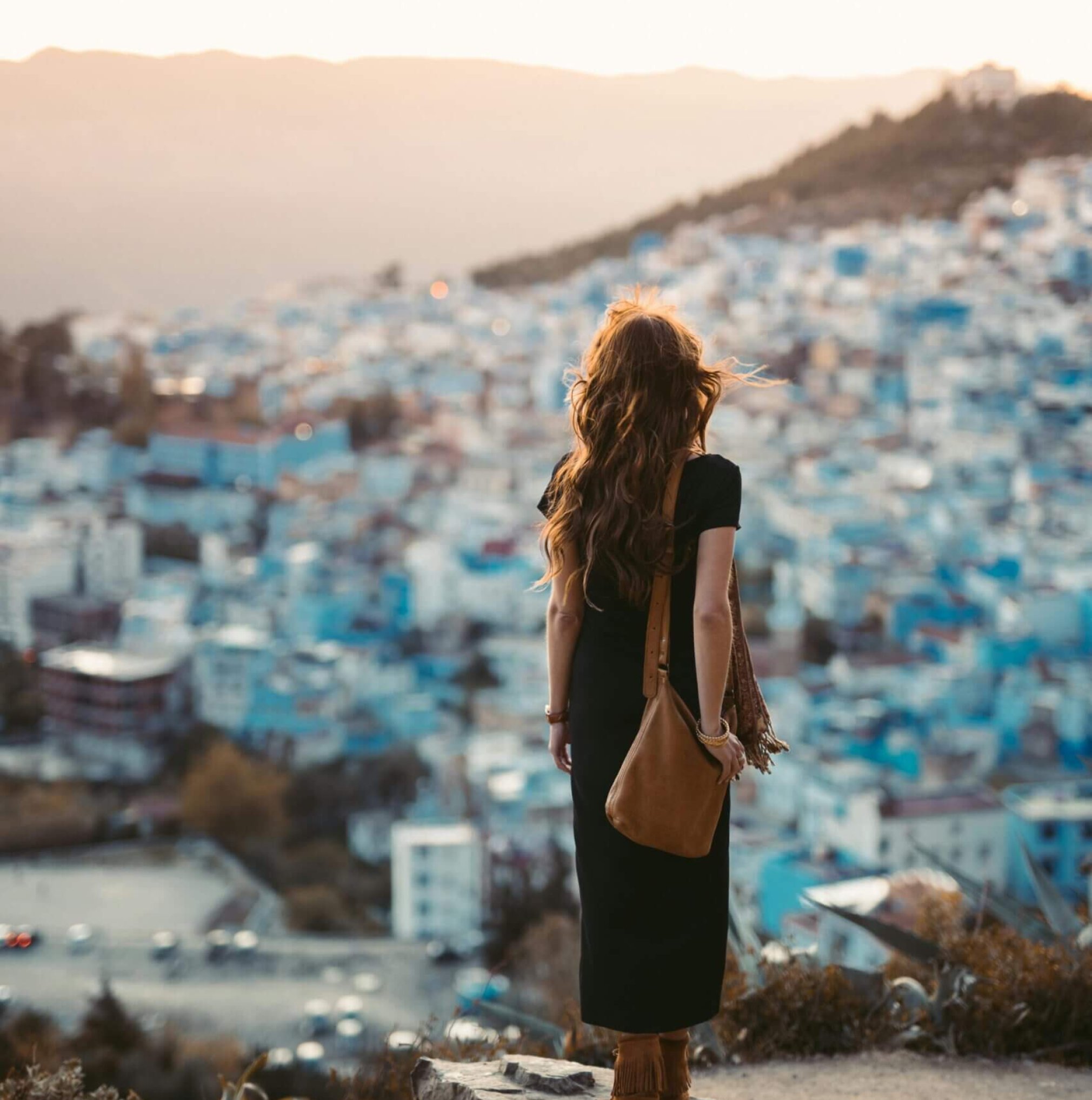 pexels-taryn-elliott-3889762